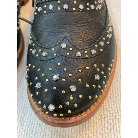 STEVEN by STEVE MADDEN "Goldey" Black Studded Wingtip lace up Oxfords. - Picture 3 of 8